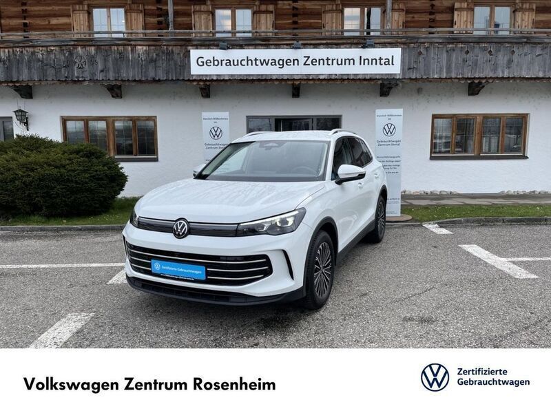 Pure white (weiß) Gebraucht 2024 VW Tiguan Elegance SUV | 38.900 € (Fairer Preis) - Bild 1/4