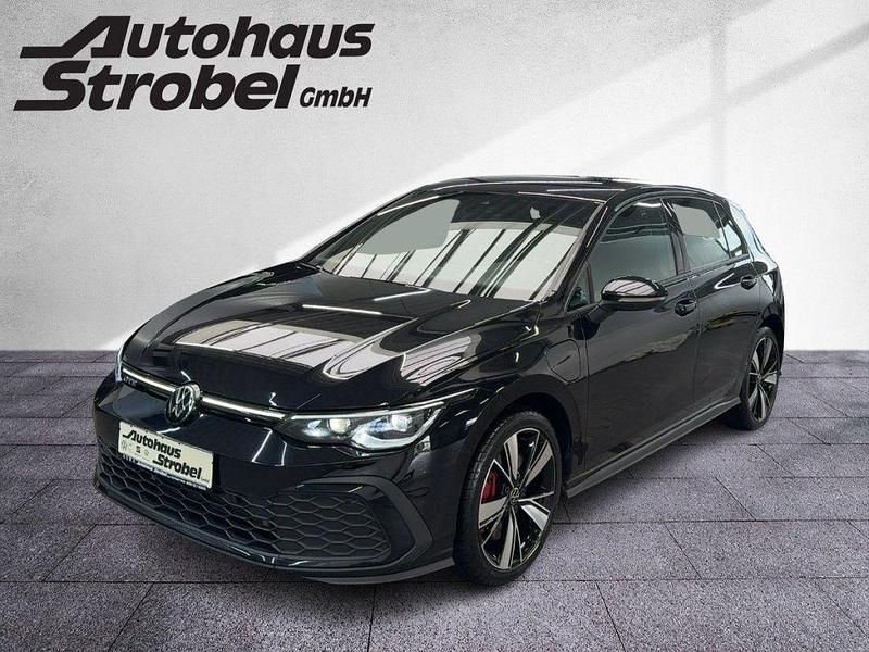 Gebraucht VW Golf VIII Style 245 PS (180 kW) 2022 Deep black perleffekt (metallic) Limousine