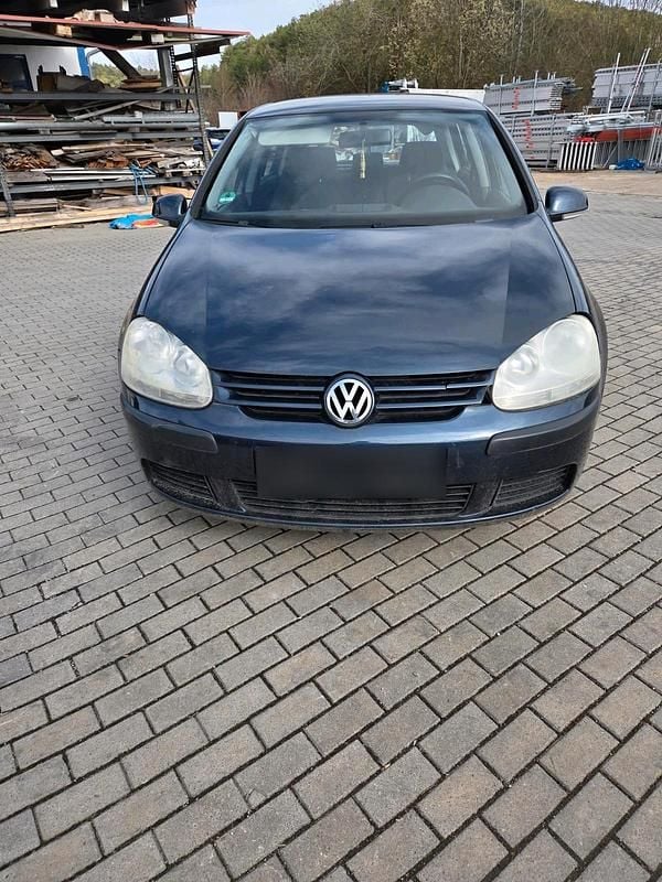Gebraucht VW Golf IV 102 PS (75 kW) 2005 Blau Limousine