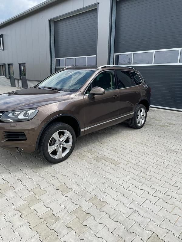 Gebraucht VW Touareg 245 PS (180 kW) 2013 Braun SUV