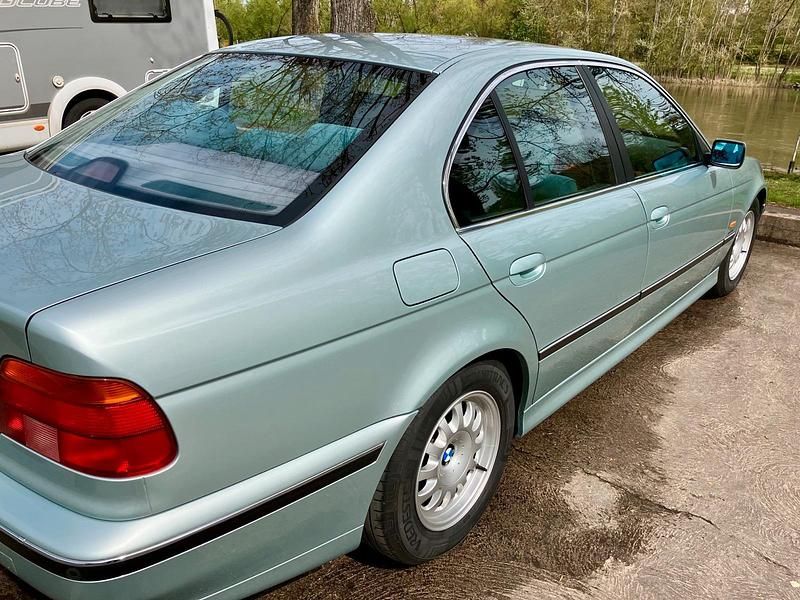 Gebraucht BMW 523 Basis 170 PS (125 kW) 1996 Andere farben Limousine