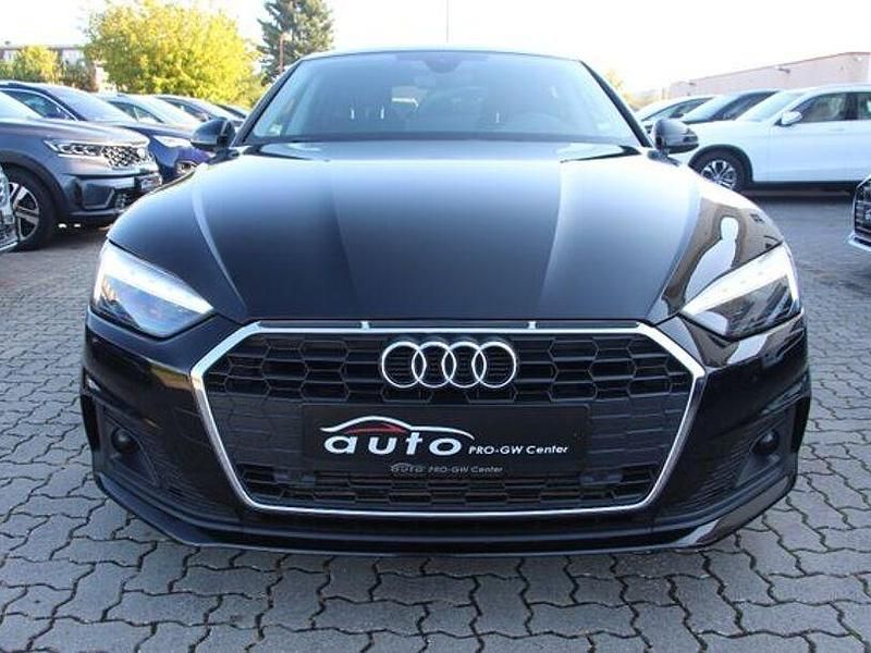 Gebraucht Audi A5 Ambiente 146 PS (107 kW) 2020 Schwarz Coupé