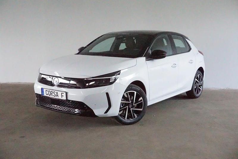 Second-hand Opel Corsa 101 CP (74 kW) 2025 Alb Berlinǎ