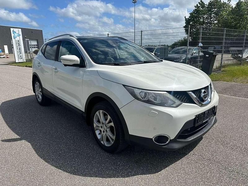 Other Gebraucht 2014 Nissan Qashqai Visia SUV | 6.900 € (Teuer) - Bild 1/4