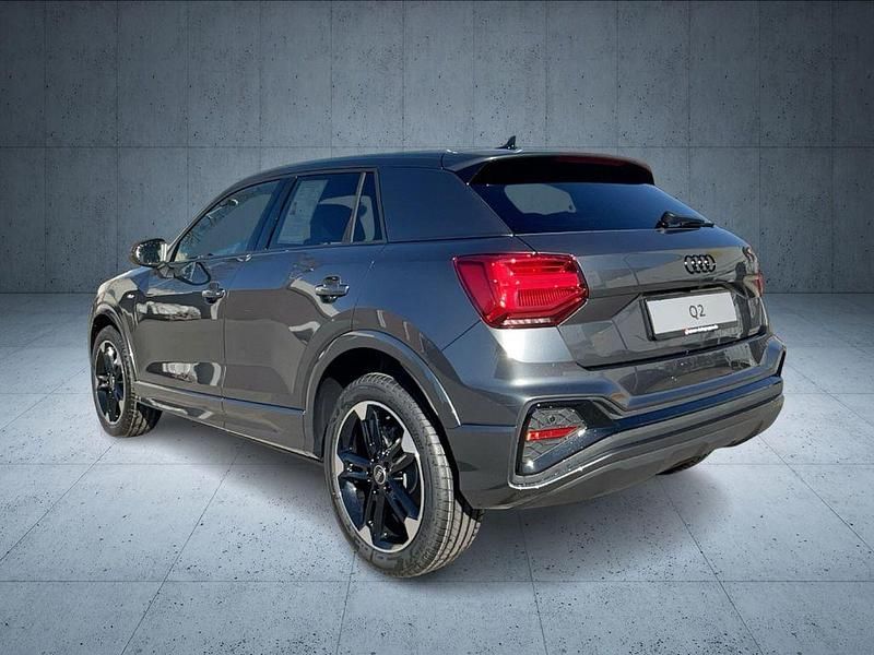 Neu Audi Q2 S-Line 150 PS (110 kW) 2026 Mythosschwarz metallic SUV