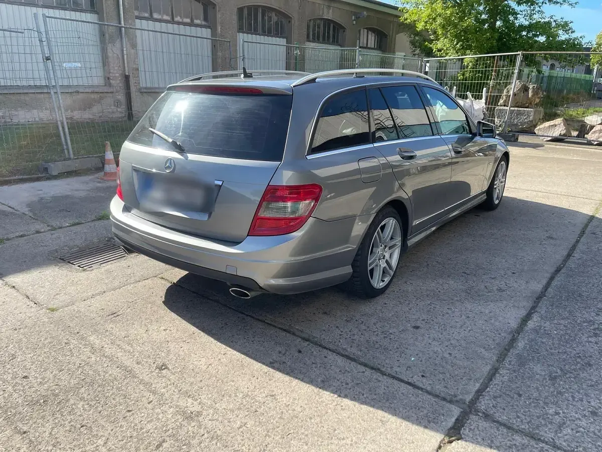 Gebraucht Mercedes C350 AMG line 224 PS (164 kW) 2009 Silber Kombi