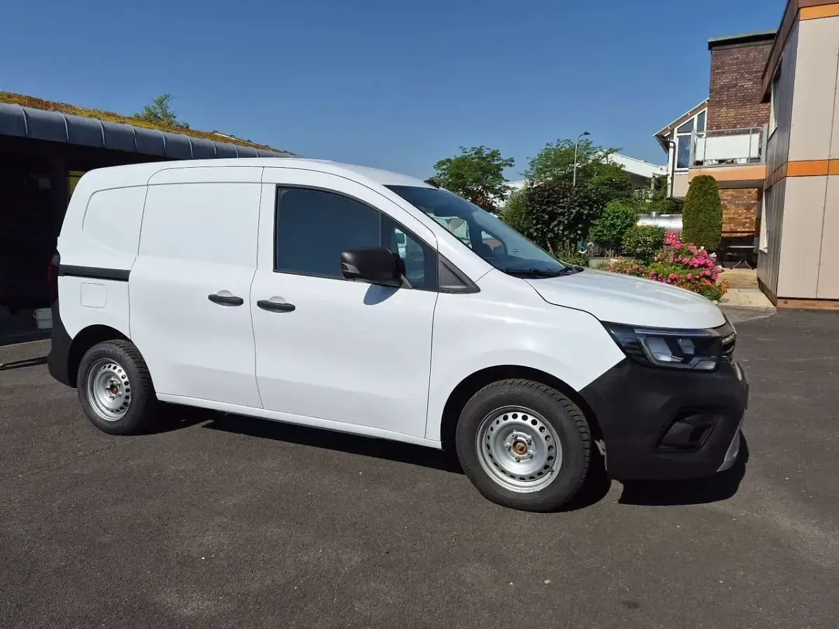 Gebraucht Renault Kangoo 95 PS (69 kW) 2024 Weiß Van / Kleinbus