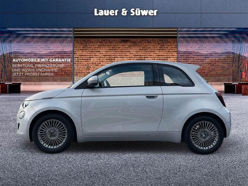 Neu Fiat 500e Icon 86 kW (118 PS) 2025 Blau Limousine