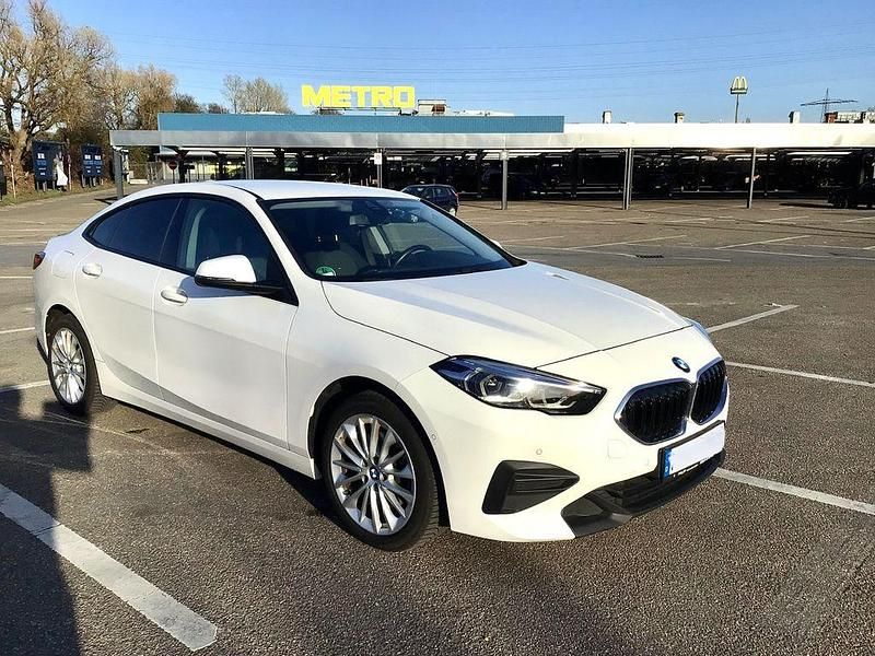 Gebraucht BMW 218 Advantage 136 PS (100 kW) 2021 Weiß Coupé