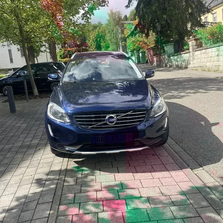 Gebraucht Volvo XC60 Ocean Race 181 PS (133 kW) 2014 Blau SUV