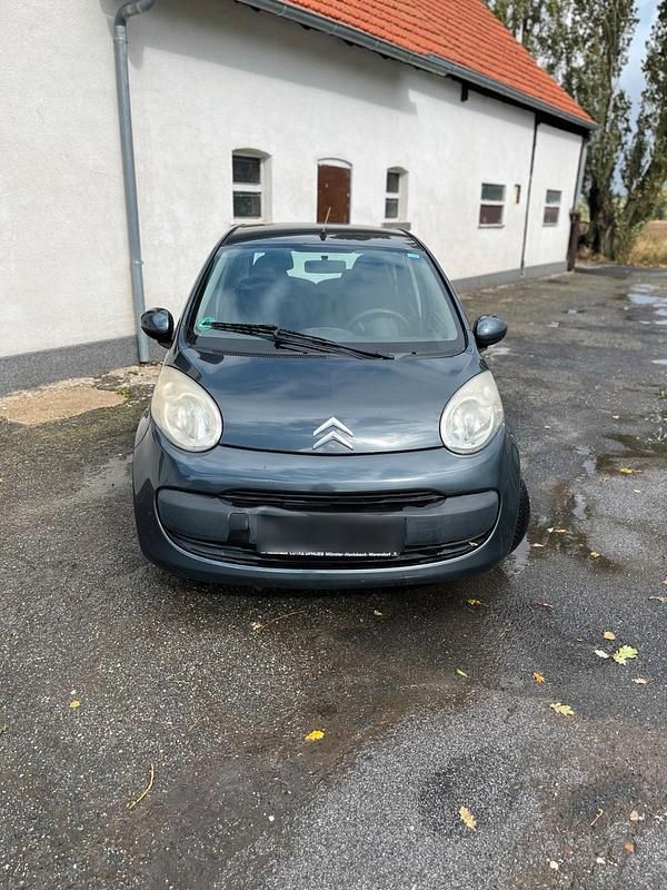 Grau Gebraucht 2008 Citroën C1 Kleinwagen | 650 € (Superpreis) - Bild 1/4