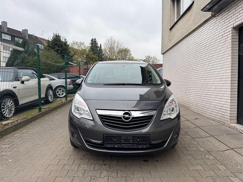 Gebraucht Opel Meriva 101 PS (74 kW) 2012 Grau Van / Kleinbus