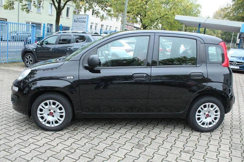 Gebraucht Fiat Panda Easy 69 PS (50 kW) 2018 Schwarz Kleinwagen
