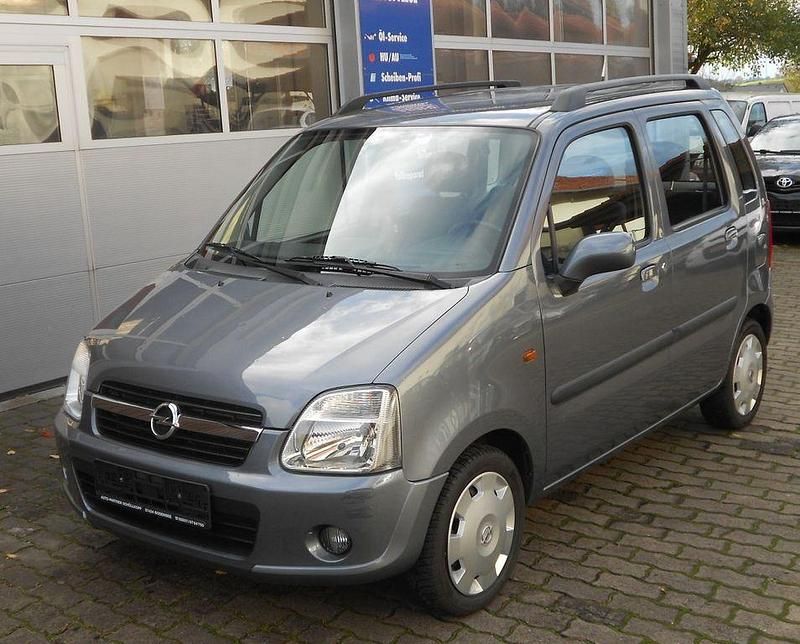 Grau Gebraucht 2007 Opel Agila Edition Van / Kleinbus | 2.870 € (Etwas zu teuer) - Bild 1/4