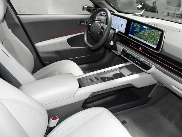 Gebraucht Hyundai Ioniq 6 167 kW (228 PS) 2025 Biophillic blue pearl / mic Limousine