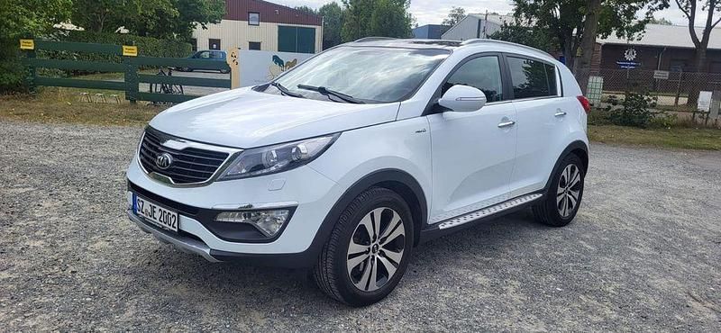 Weiß Gebraucht 2013 Kia Sportage 2 SUV | 10.800 € (Fairer Preis) - Bild 1/4