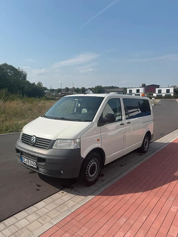 Weiß Gebraucht 2006 VW T5 Van | 7.900 € (Fairer Preis) - Bild 1/4