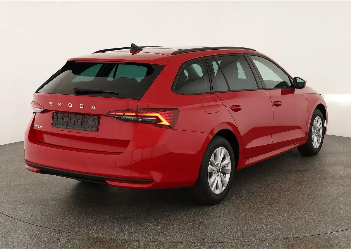 Neu Skoda Octavia Selection 150 PS (110 kW) 2026 Velvet rot metallic Kombi