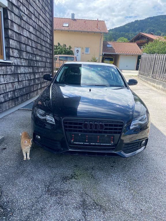 Schwarz Gebraucht 2010 Audi A4 Ambiente Limousine | 5.800 € (Guter Preis) - Bild 1/3