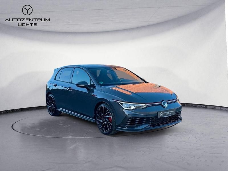 Grau Gebraucht 2022 VW Golf VIII GTI Clubsport Limousine | 30.399 € (Fairer Preis) - Bild 1/4