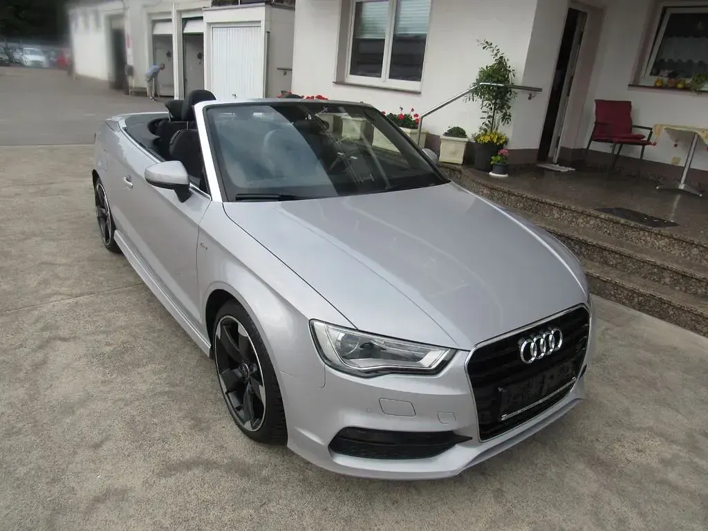 Gebraucht Audi A3 Cabriolet S-Line 140 PS (102 kW) 2014 Grau Cabrio