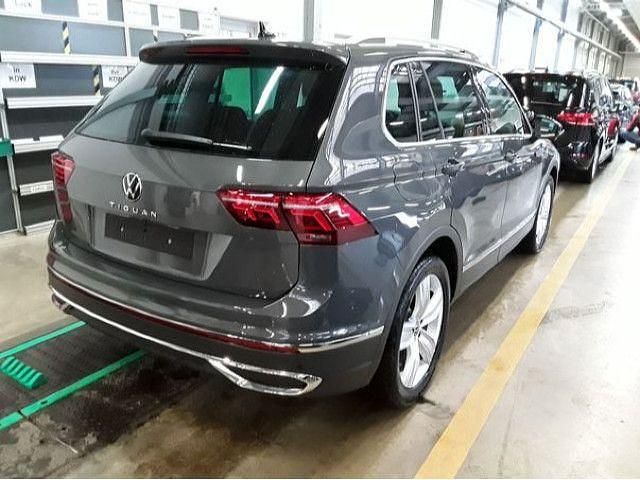 Gebraucht VW Tiguan Elegance 150 PS (110 kW) 2021 Delfingrau metallic SUV