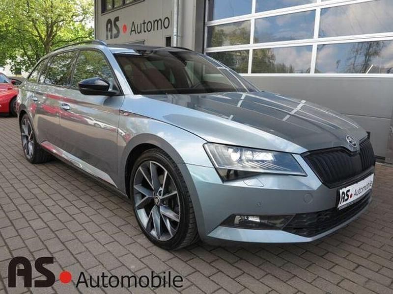 Grau Gebraucht 2018 Skoda Superb Kombi | 16.790 € (Fairer Preis) - Bild 1/4
