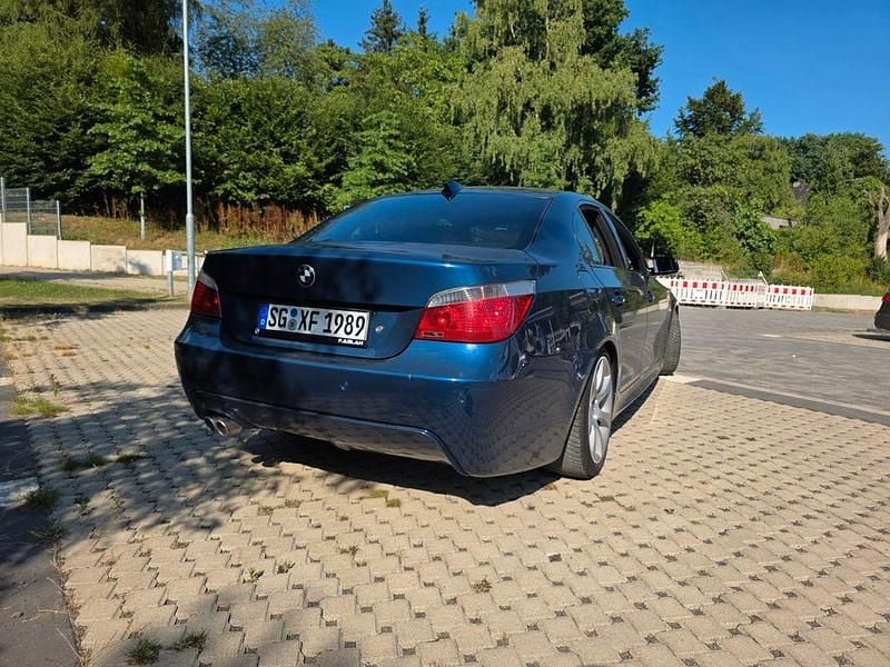 Gebraucht BMW 545 Performance 333 PS (244 kW) 2005 Blau Limousine