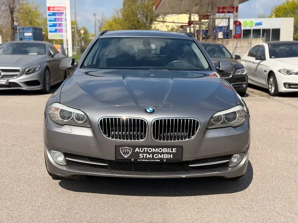 Używany BMW 520 184 KM (135 kW) 2012 Szary Kombi