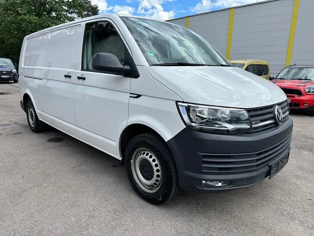 Gebraucht VW Transporter 150 PS (110 kW) 2019 Weiß Van