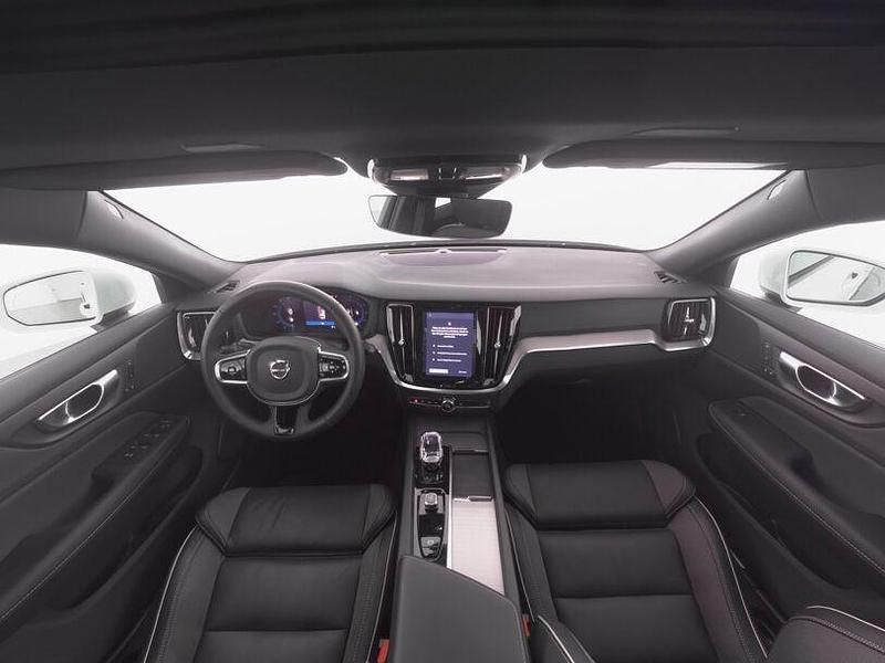 Gebraucht Volvo 360 197 PS (144 kW) 2023 Andere