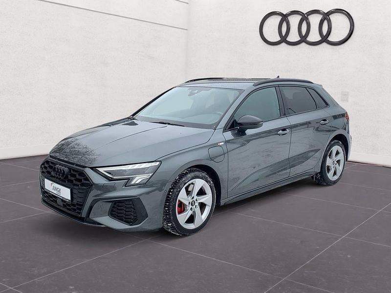 Gebraucht Audi A3 S-Line 245 PS (180 kW) 2022 Daytonagrau perleffekt Limousine