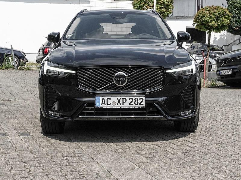 Gebraucht Volvo XC60 Plus 250 PS (183 kW) 2025 Schwarz SUV