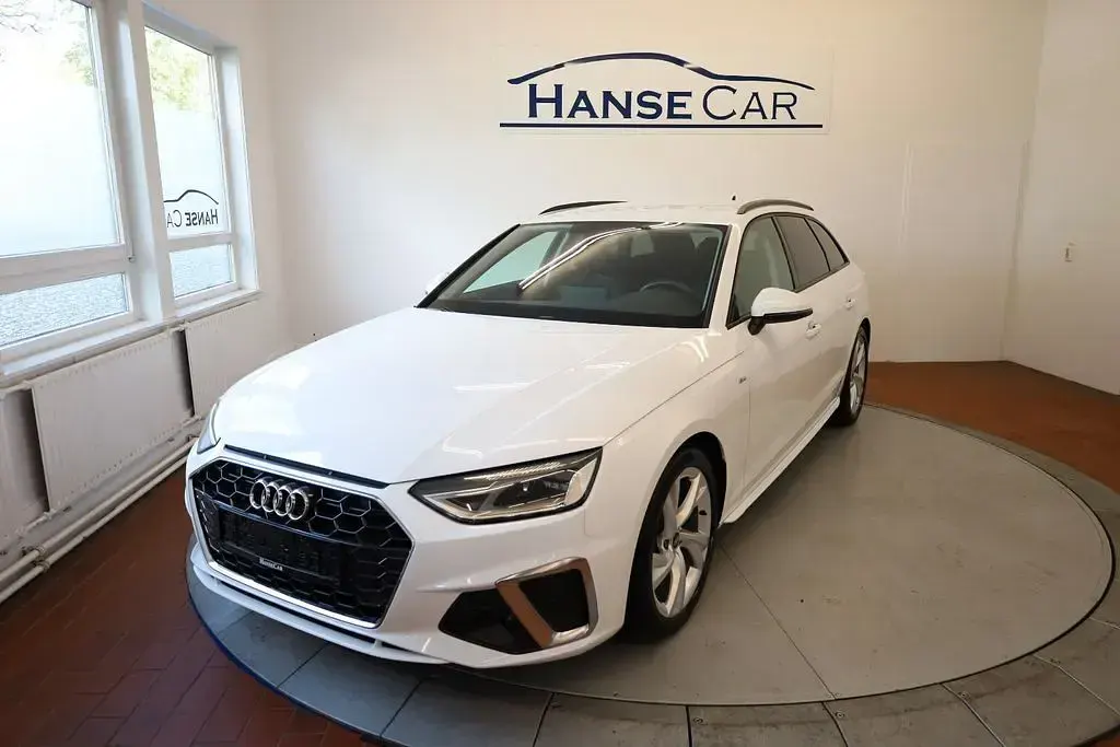 Gebraucht Audi A4 S-Line 163 PS (119 kW) 2023 Weiß Kombi