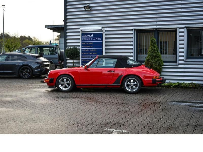 Gebraucht Porsche 911 179 PS (131 kW) 1983 Rot Cabrio