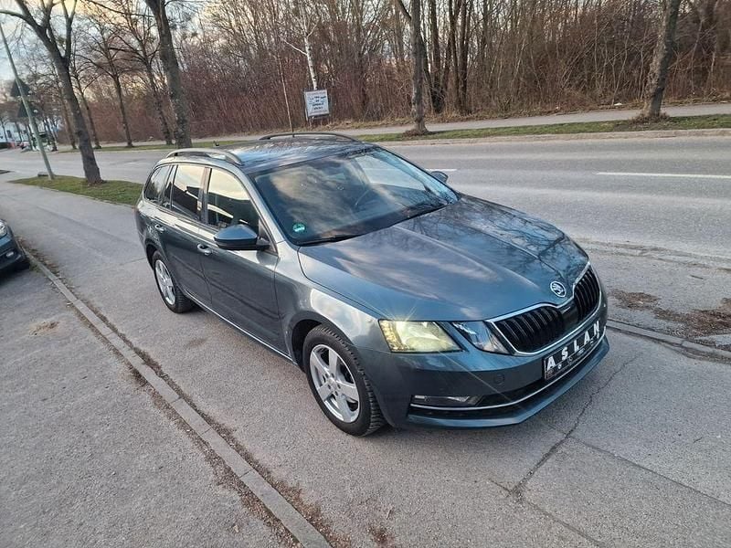 Gebraucht Skoda Octavia Style 150 PS (110 kW) 2018 Grau Kombi