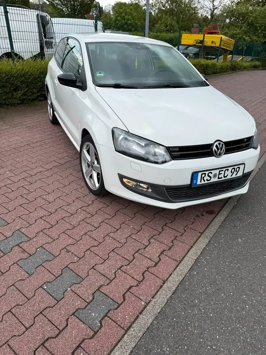 Gebraucht VW Polo Style 90 PS (66 kW) 2011 Weiß Kleinwagen