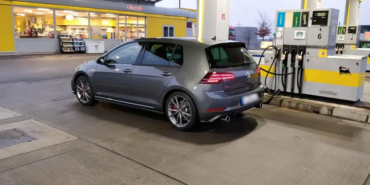 Gebraucht VW Golf VIII GTI 245 PS (180 kW) 2020 Grau Kombi