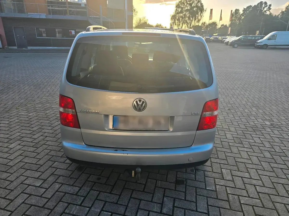 Gebraucht VW Touran 115 PS (84 kW) 2004 Silber Van / Kleinbus