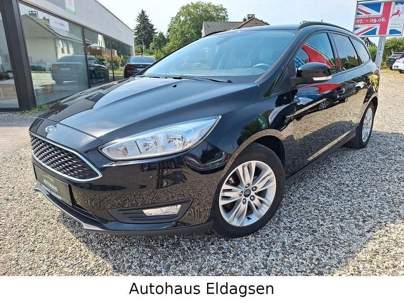 Schwarz Gebraucht 2017 Ford Focus Business Edition Limousine | 10.490 € (Fairer Preis) - Bild 1/4