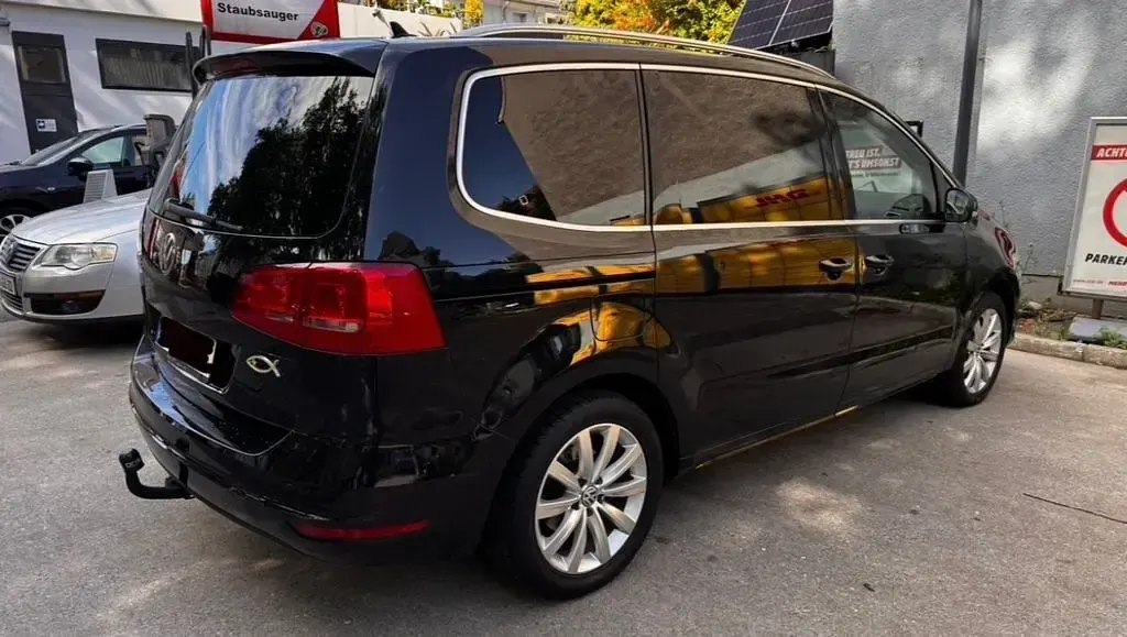 Gebraucht VW Sharan 150 PS (110 kW) 2011 Schwarz Van / Kleinbus