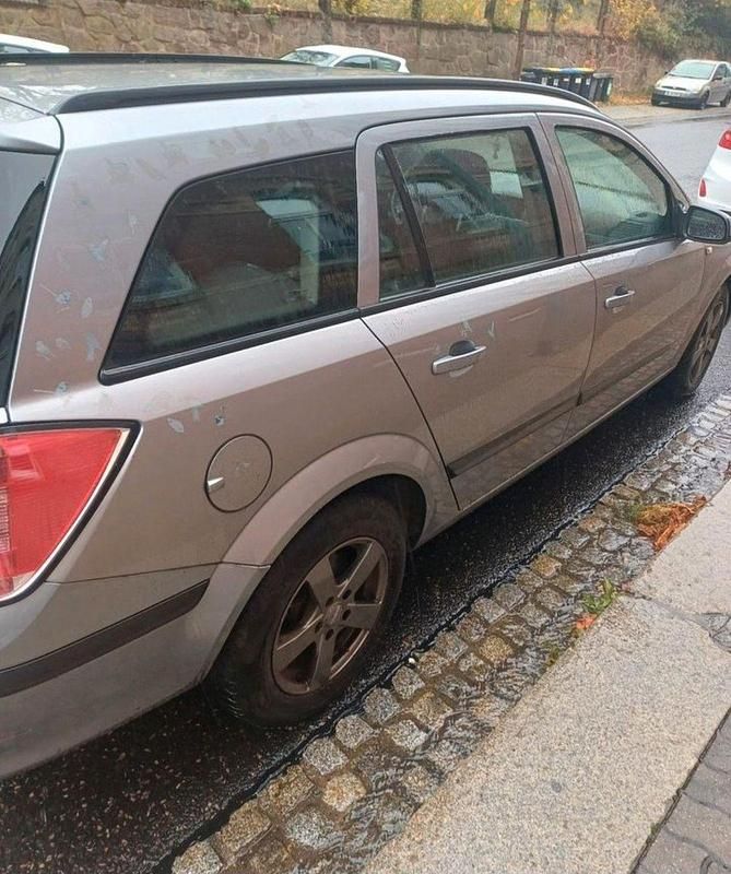Gebraucht Opel Astra 80 PS (58 kW) 2006 Silber Kombi