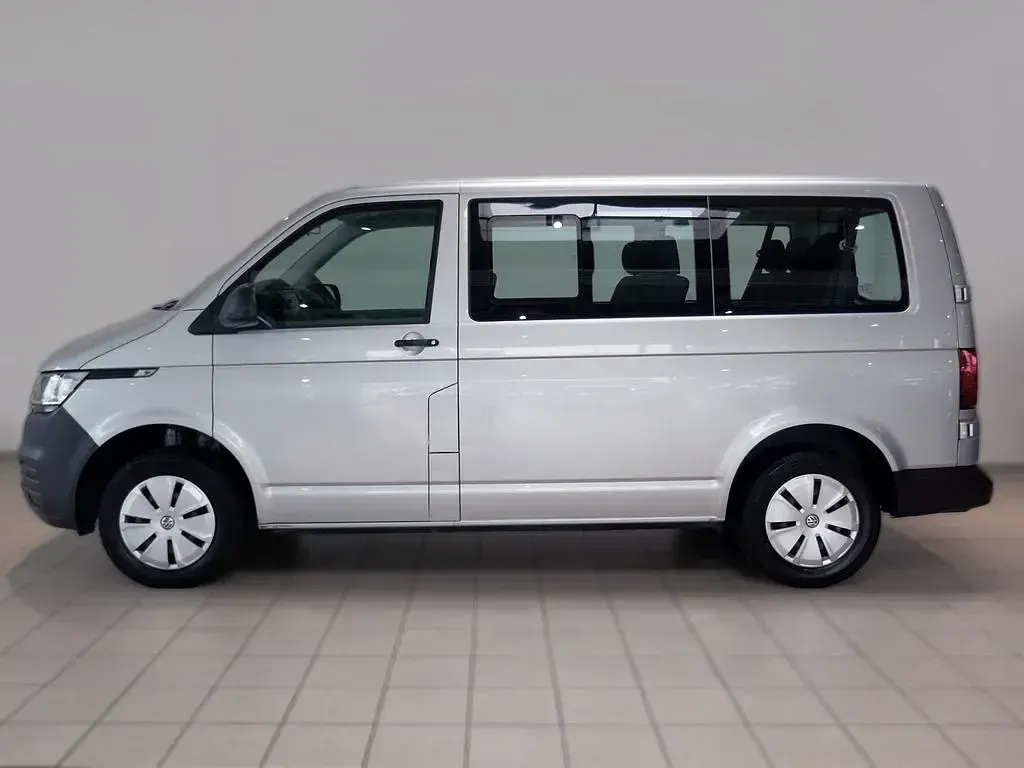 Używany VW Transporter 150 KM (110 kW) 2021 Srebrny Van