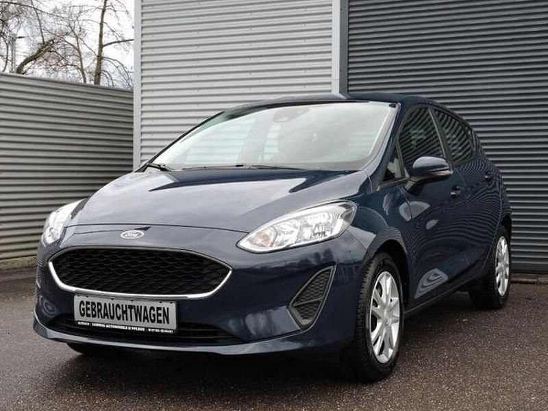 Blau Gebraucht 2020 Ford Fiesta Trend Kleinwagen | 7.999 € (Guter Preis) - Bild 1/4