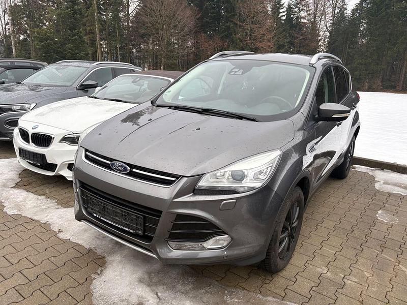Gebraucht Ford Kuga Titanium 163 PS (119 kW) 2014 Grau SUV