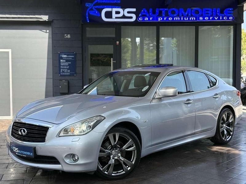 Silber Gebraucht 2012 Infiniti M30 Premium Coupé | 14.500 € - Bild 1/4