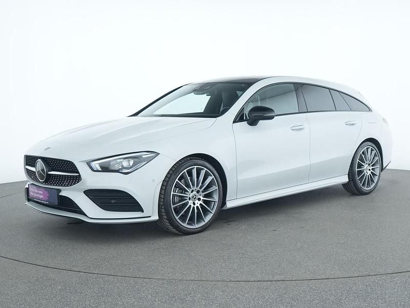 Digitalweiss Gebraucht 2023 Mercedes CLA250 Shooting Brake AMG line Kombi | 36.476 € (Fairer Preis) - Bild 1/4