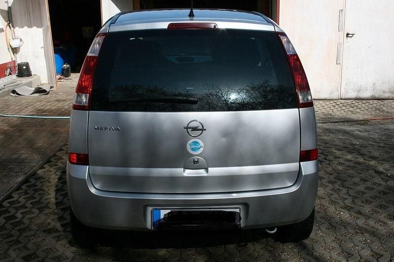 Gebraucht Opel Meriva Edition 90 PS (66 kW) 2006 Silber Van / Kleinbus