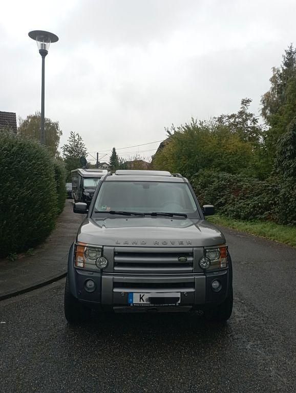 Grau Gebraucht 2007 Land Rover Discovery 3 HSE SUV | 4.999 € - Bild 1/4