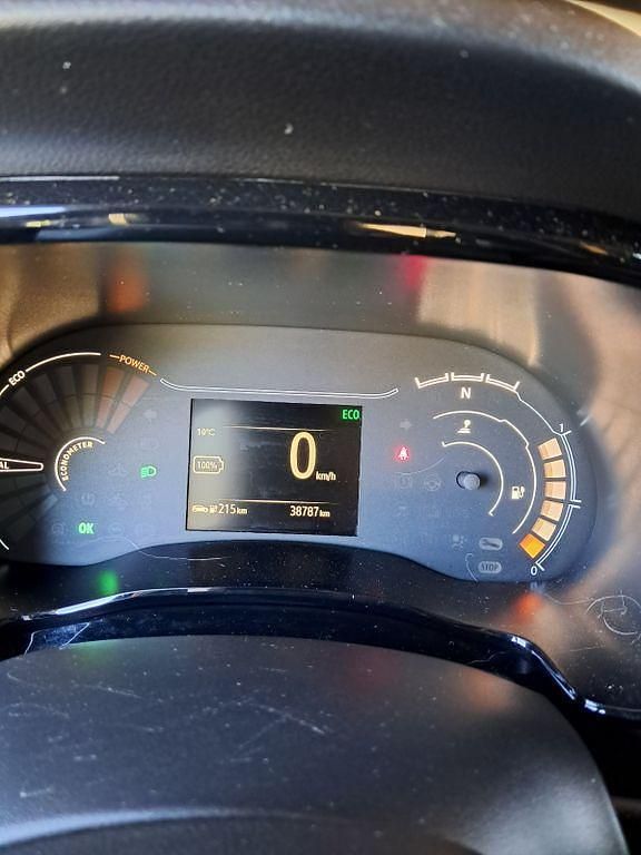 Gebraucht Dacia Spring Essentiel 33 kW (45 PS) 2022 Schwarz Kleinwagen